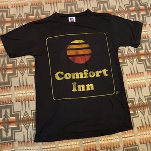Junk Food Clothing Comfort Inn Retro Soft T Shirt